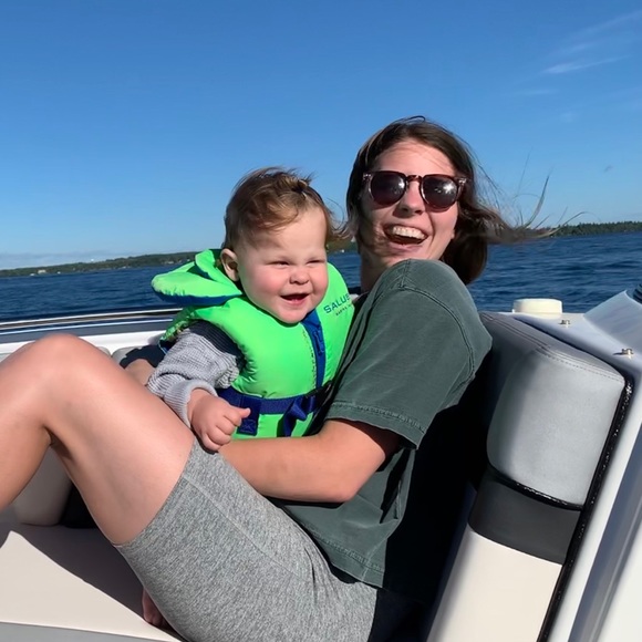 Meet your Posher, Kim - Picture 1 of 1